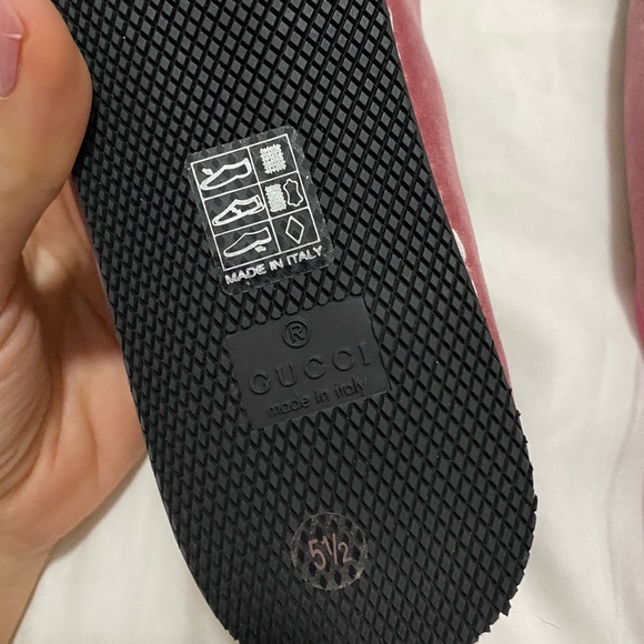 Gucci Pink Velvet Pearl Monogram Slip on Loafers - Picture 8 of 11